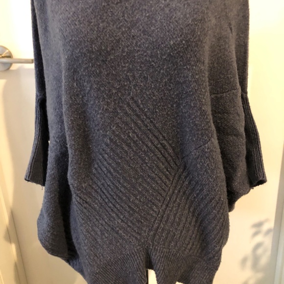 Blue sweater/poncho - Picture 3 of 5